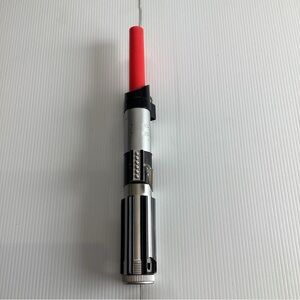 Stars Wars Darth Vader 2015 Hasbro Red Lightsaber B2915 Retractable C-3252A